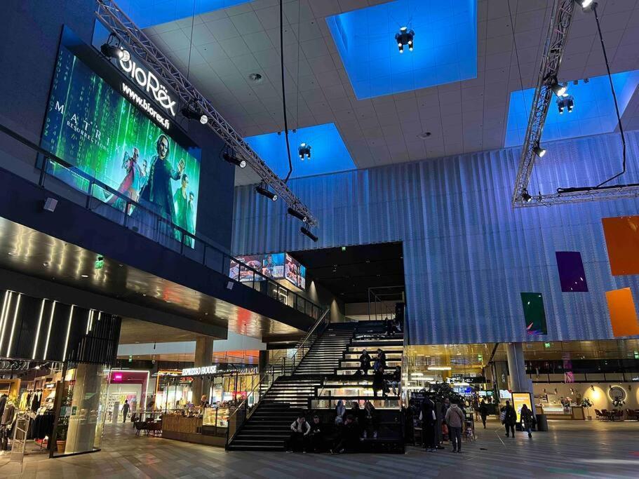 Brand New Modern Condo Built-In Mall Of Tripla Helsinki Kültér fotó