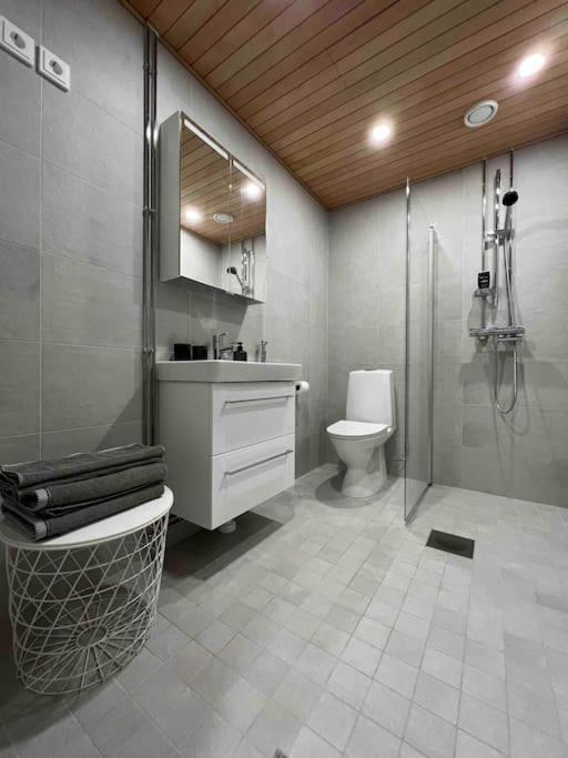 Brand New Modern Condo Built-In Mall Of Tripla Helsinki Kültér fotó